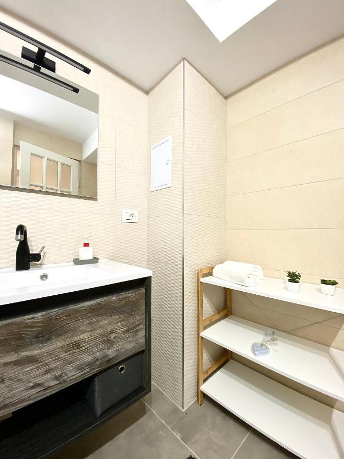 Appartamento Barlog Braşov Esterno foto